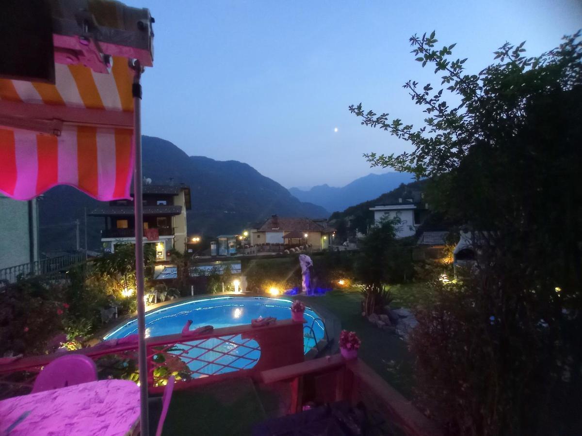 Comfortable Apartment With Panoramic View 65 M² Shared Pool Challand Saint Victor Exteriör bild